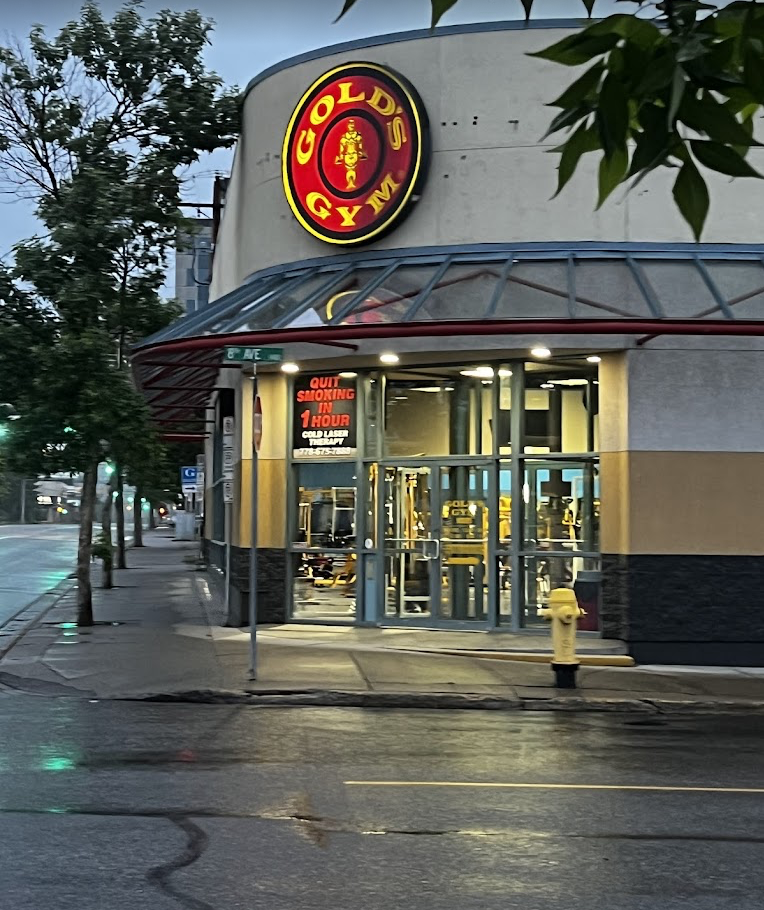 Gold's Gym Storefront